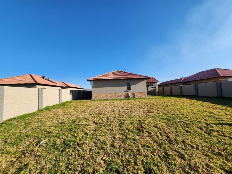 3 Bedroom Property for Sale in Hexrivier Lifestyle Estate North West